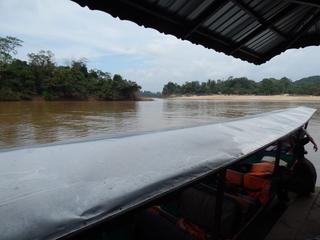 Arrival by boat at Kuala Tahan