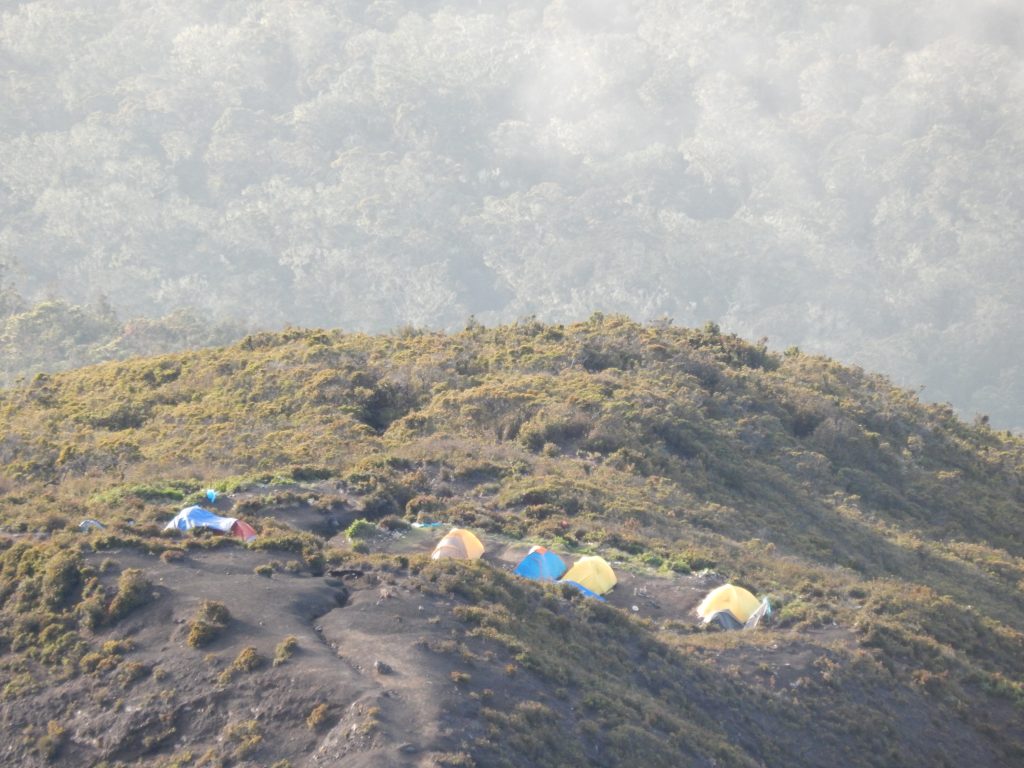 Close-up of Shelter 3 taken from Gunung Kerinci's summit