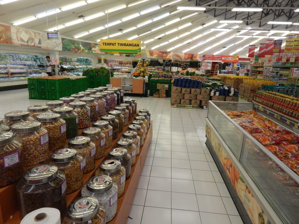Giant supermarket in Malang