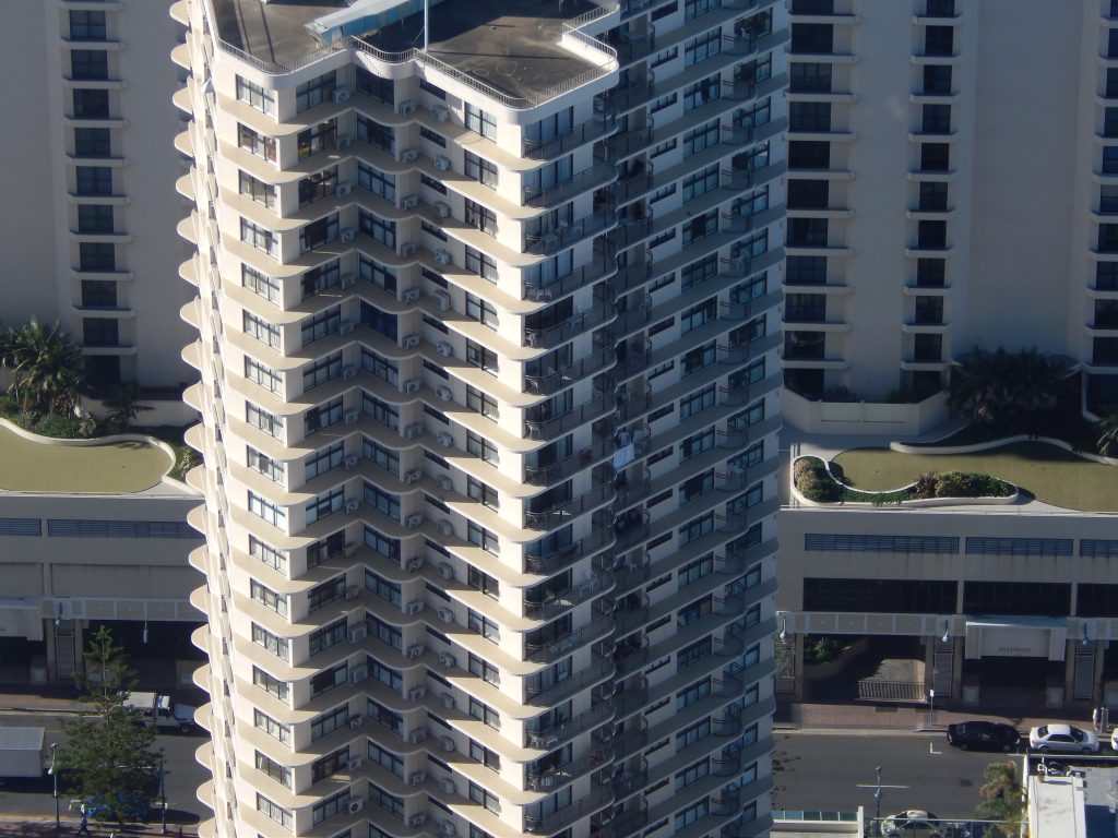 Zoom pictures at the Q1 tower in Surfers Paradise